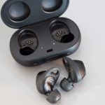 Наушники Samsung Galaxy Buds: зарядка от смартфона без проводов